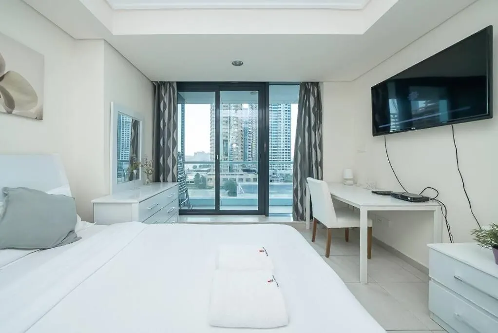 Stonetree - Furnished Studio In Family-Friendly Community Dubai 0*,